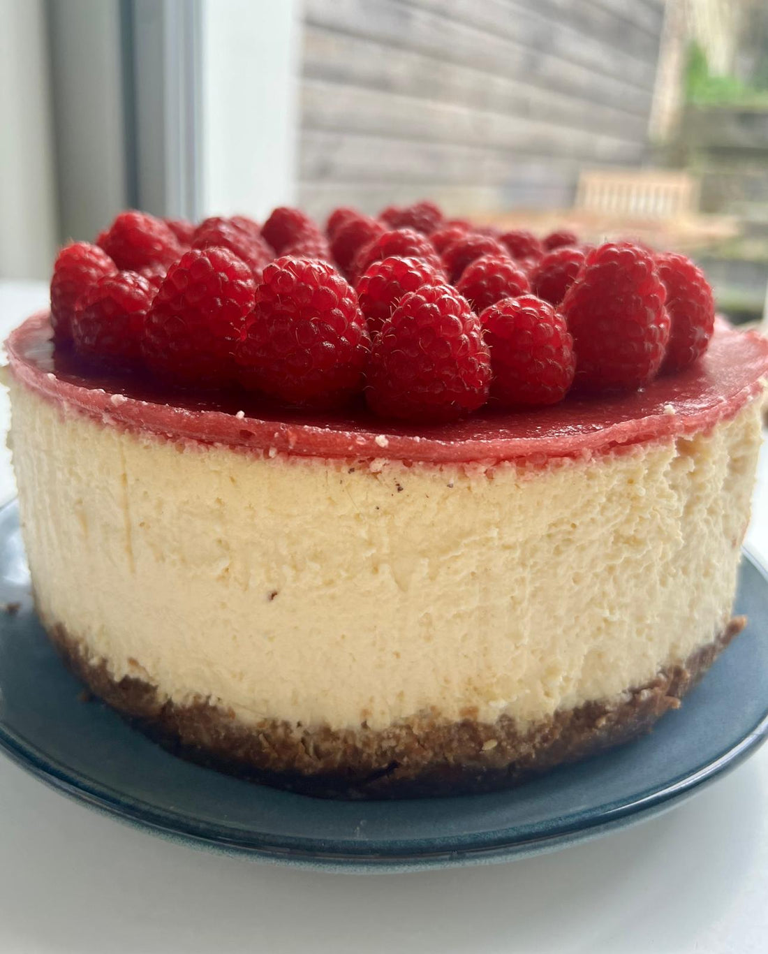 Cheesecake au Spéculoos Maison & Gelée de Fraises